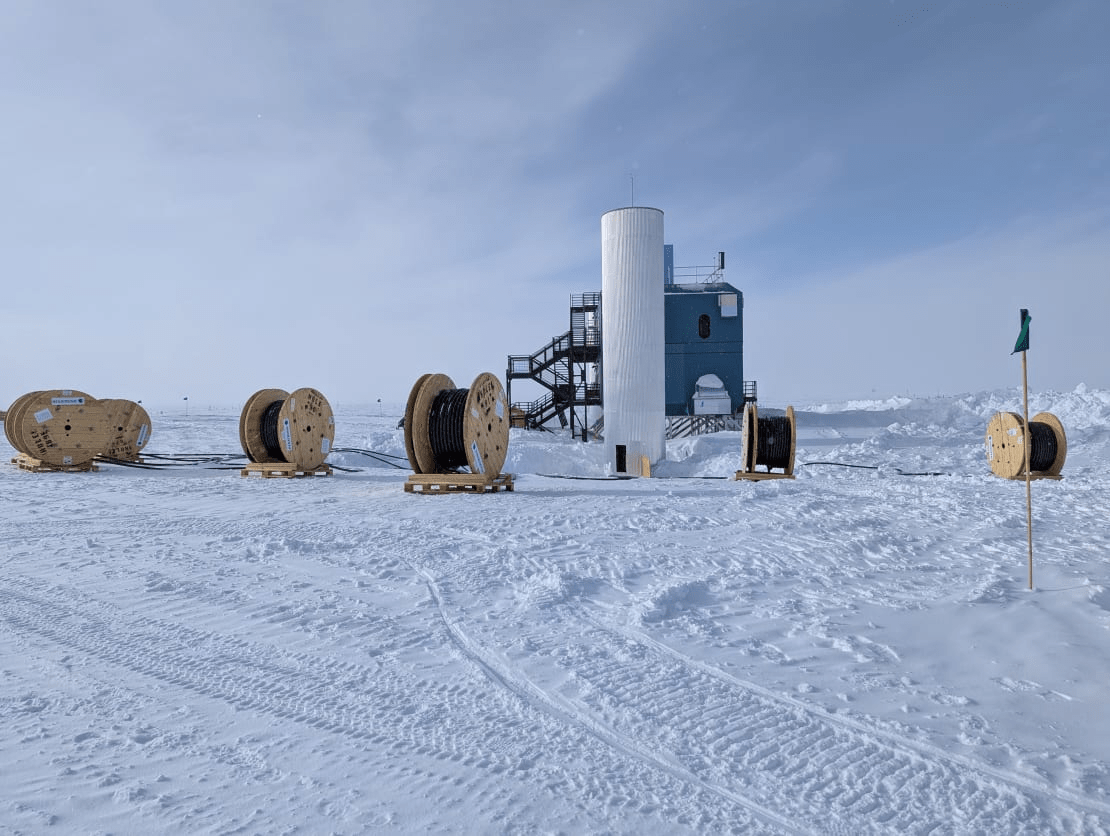 The IceCube Lab next to spools containing cables