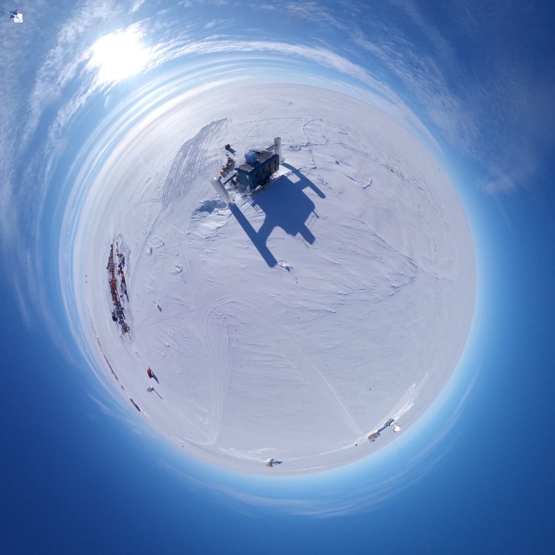 A 360-degree-view centered above the IceCube Lab, taken from a camera mounted to a kite.